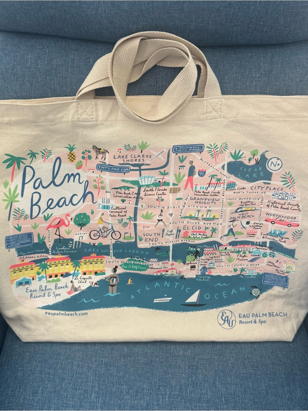 Palm Beach Tote from 5star Eau hotel.